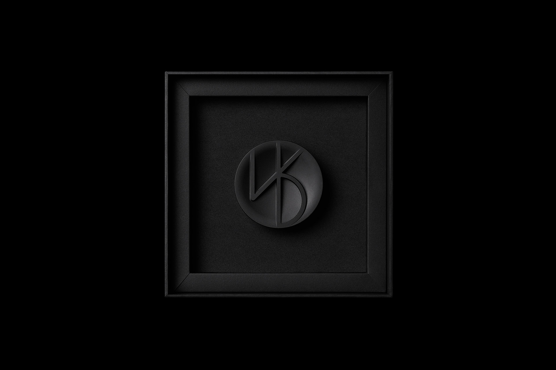 black-vantage_08