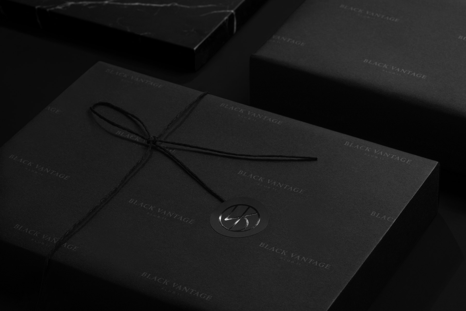 black-vantage_18